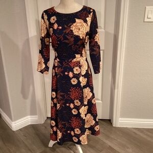 Dress Tells Floral Dress, Size Large, Color Multi Colored